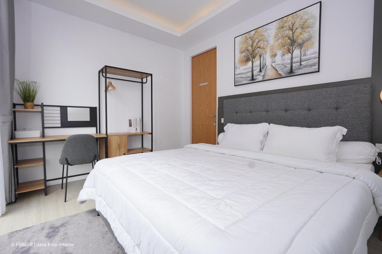 Villa Wezu Dago Village Bandung